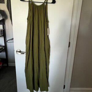 NWT Universal Thread Green/Olive Maxi Dress Size Large